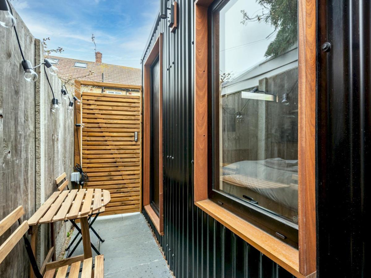 Pass The Keys Whitstable Tiny House - A Secret Getaway! Villa Exterior photo